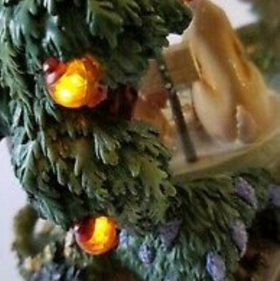 Lady and the tramp snow globe - Picture 5 of 6